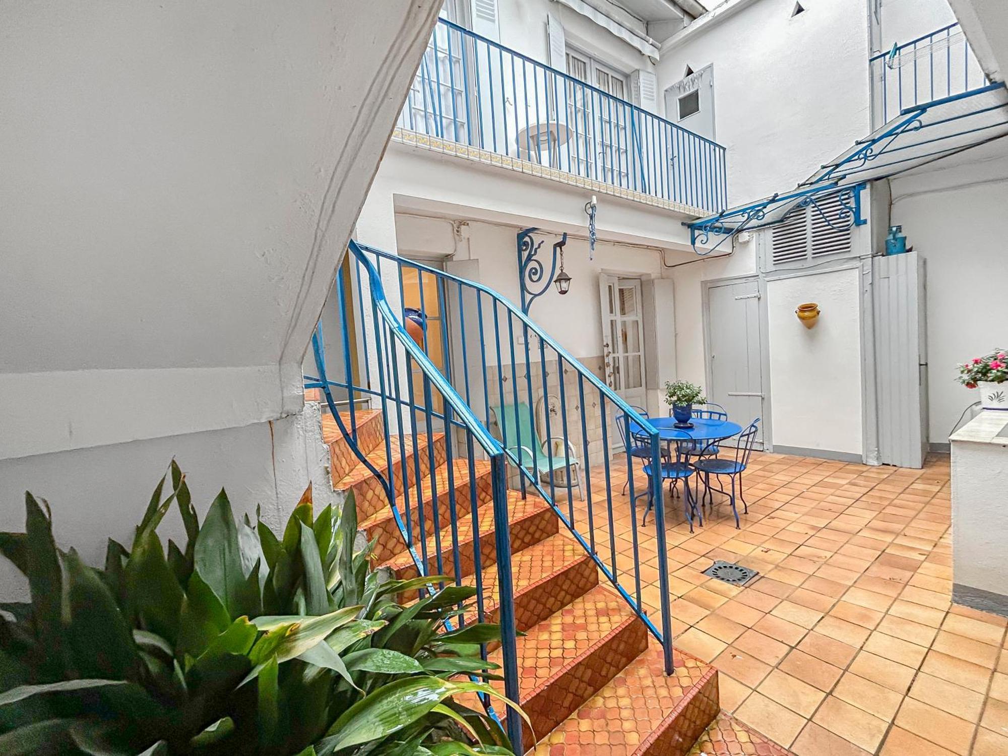 Maison Rustique Avec Patio Prive Pau