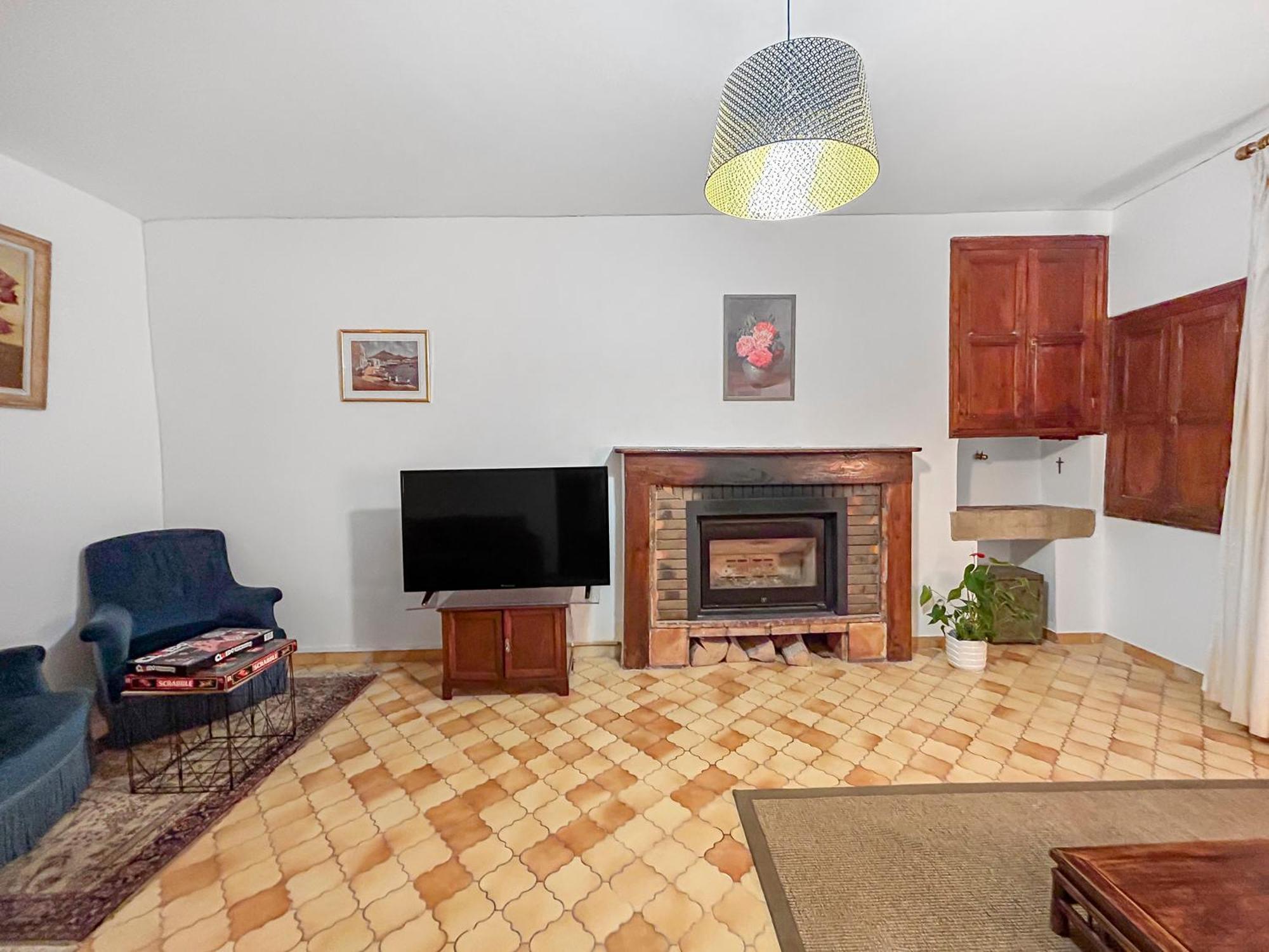 Maison Rustique Avec Patio Prive